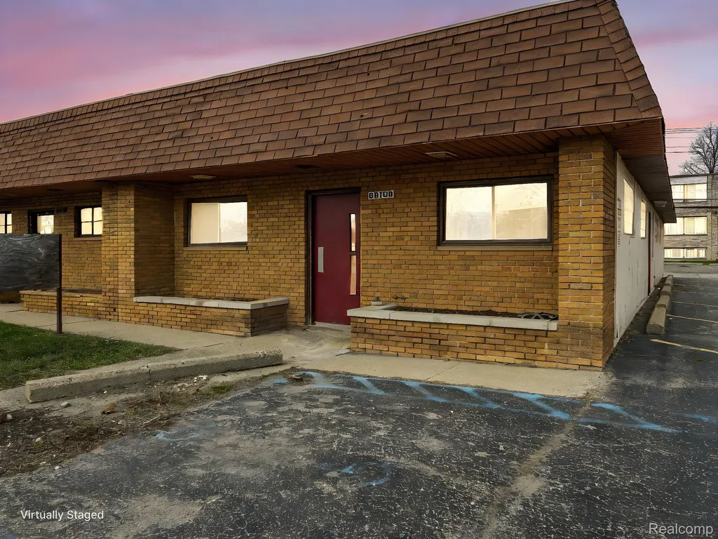 30750 Ford Road Garden City City MI 48135