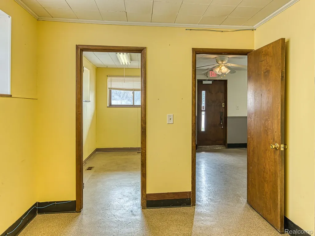 30750 Ford Road Garden City City MI 48135