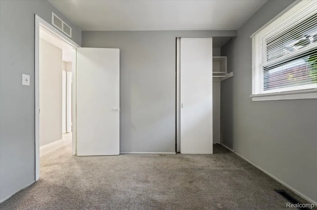 19936 Washburn Street Detroit City MI 48221