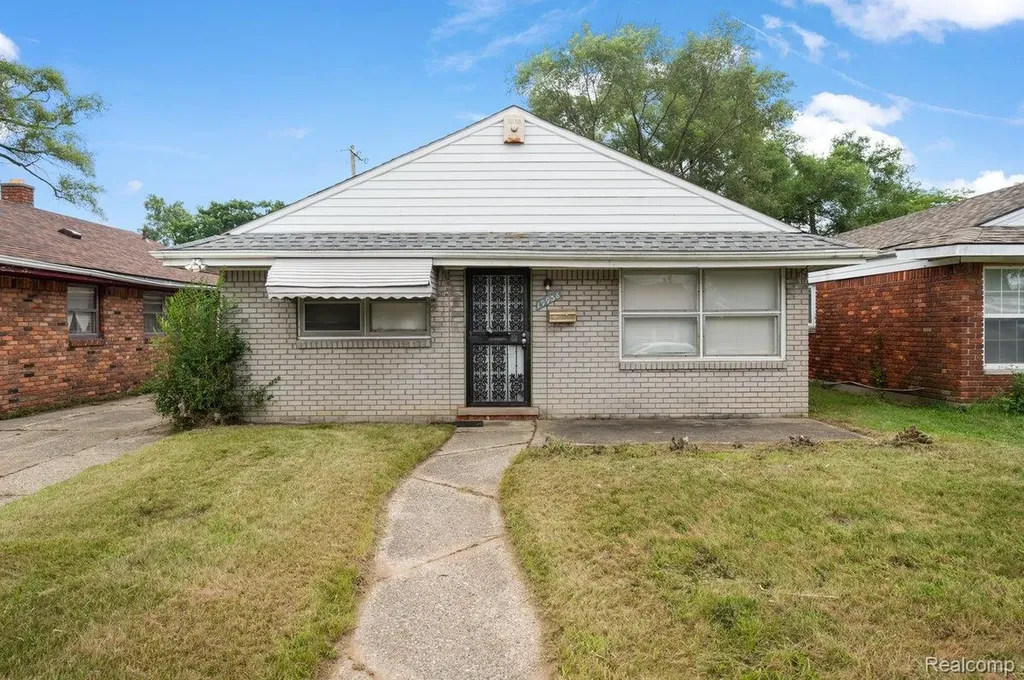 19936 Washburn Street Detroit City MI 48221