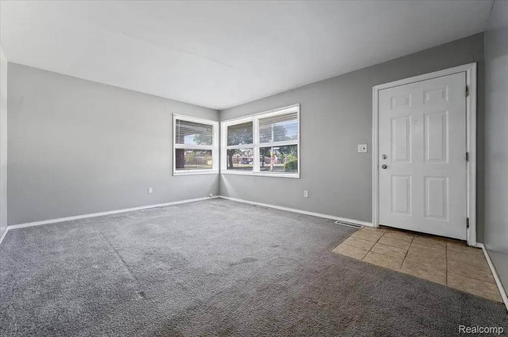 19936 Washburn Street Detroit City MI 48221