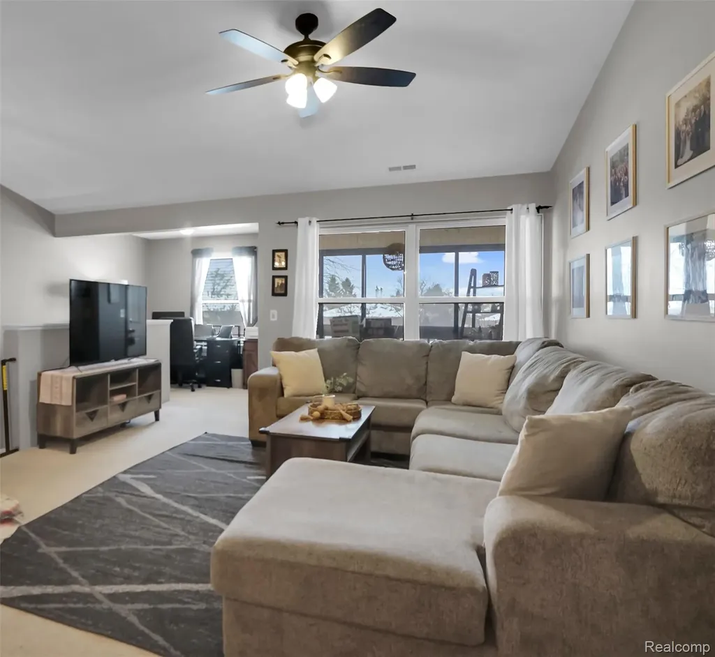 61101 Greenwood Drive South Lyon City MI 48178