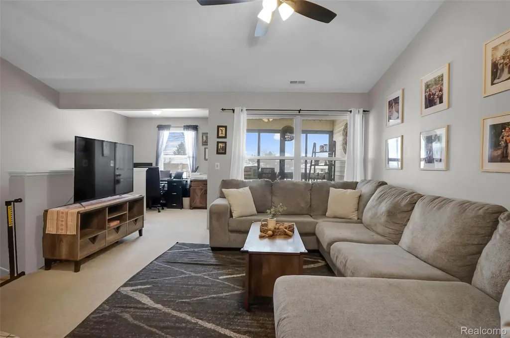 61101 Greenwood Drive South Lyon City MI 48178