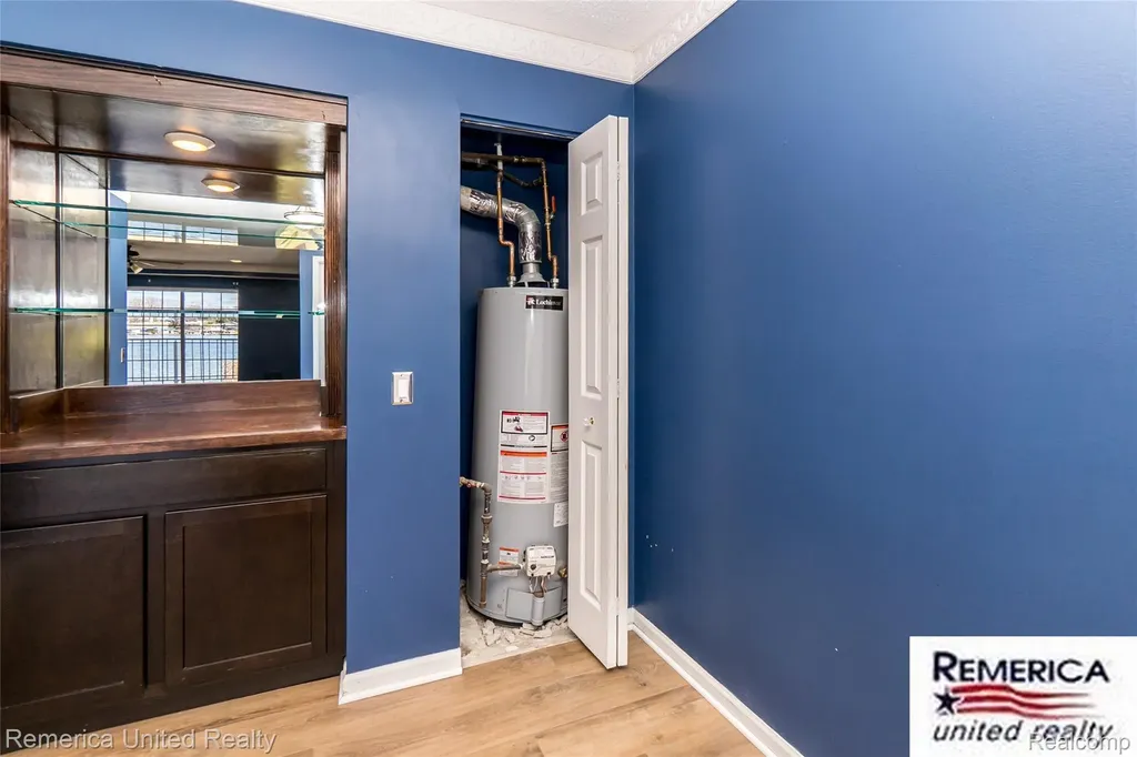 3553 Port Cove Drive Waterford Charter Township MI 48328