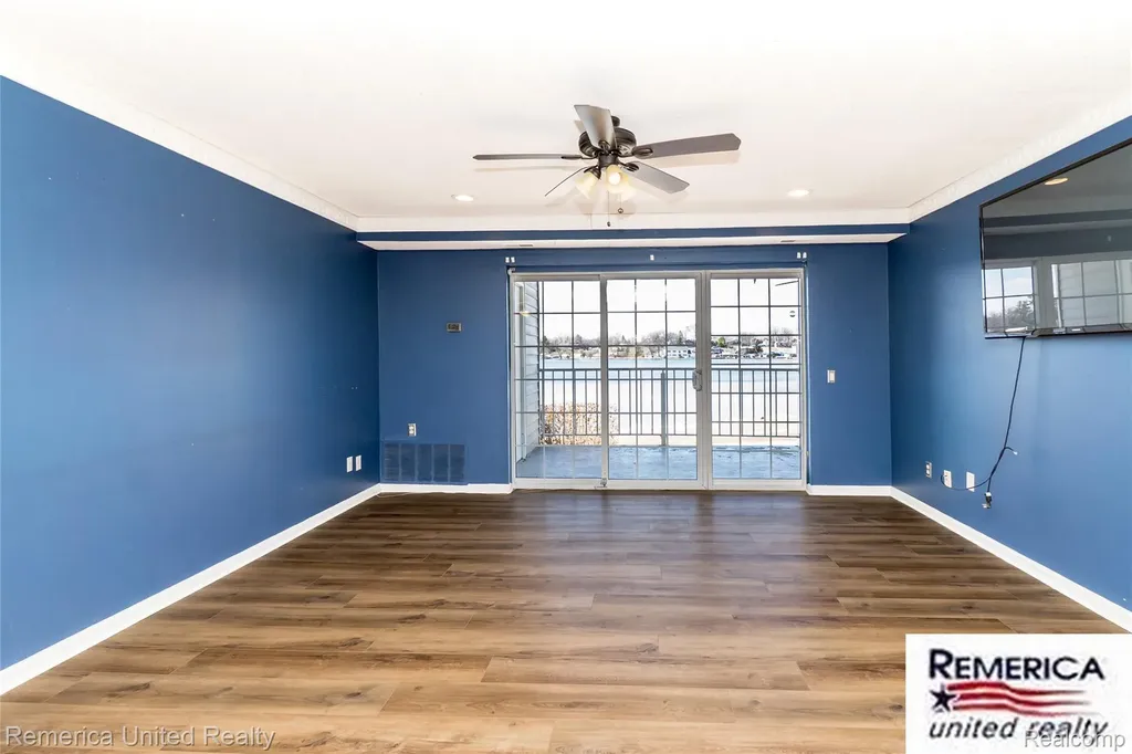 3553 Port Cove Drive Waterford Charter Township MI 48328