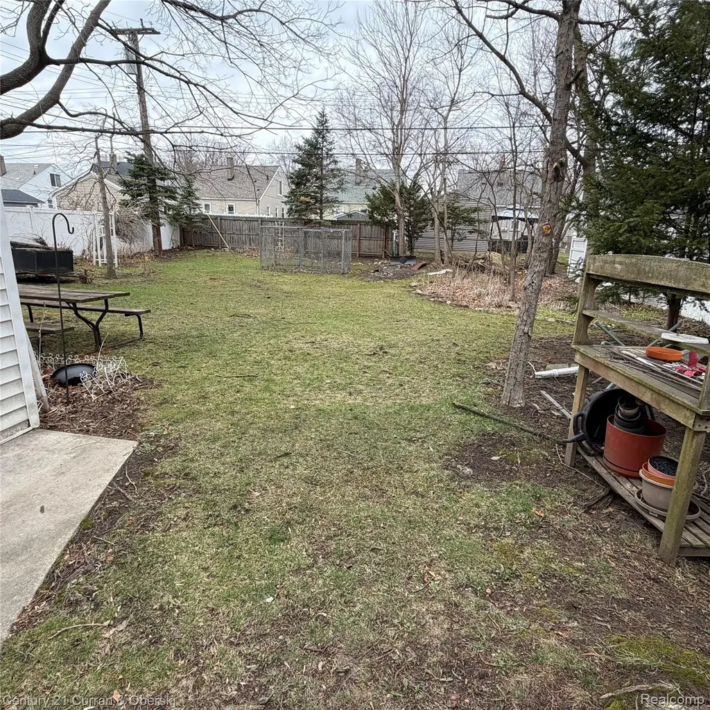 418 S Dorchester Avenue Royal Oak City MI 48067
