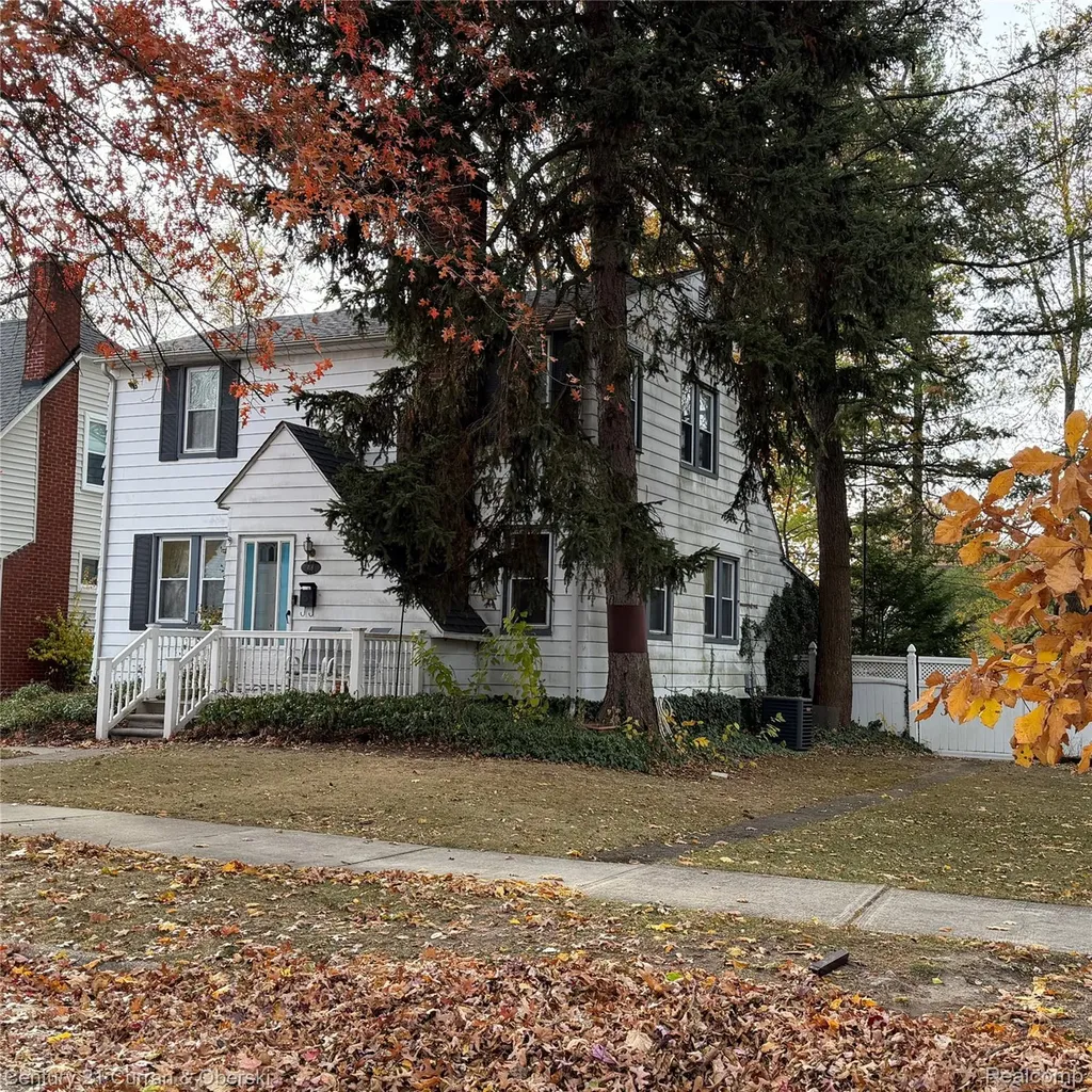 418 S Dorchester Avenue Royal Oak City MI 48067