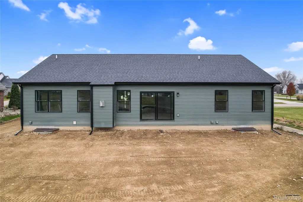 8451 Woodridge Drive Davison Township MI 48423