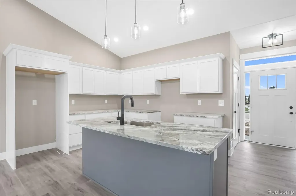 8451 Woodridge Drive Davison Township MI 48423