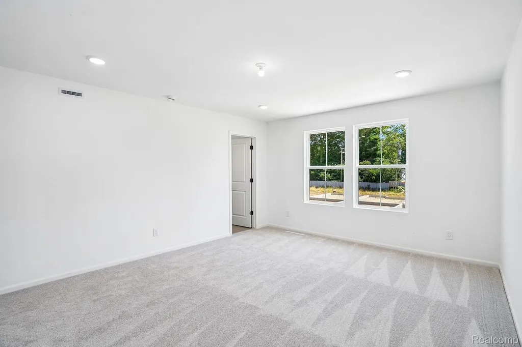 277 Lantana Drive Brighton City MI 48116