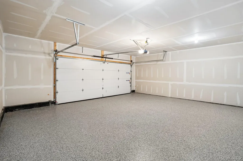 277 Lantana Drive Brighton City MI 48116