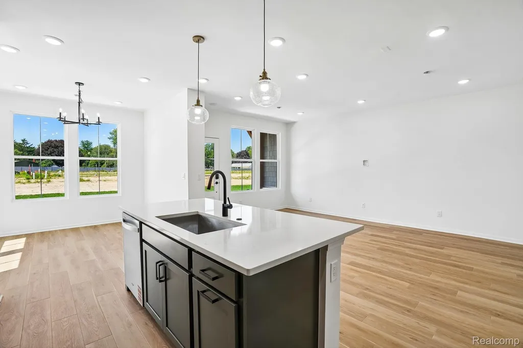 277 Lantana Drive Brighton City MI 48116