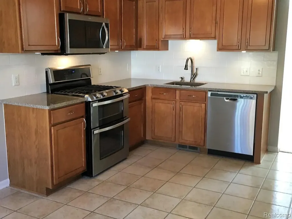 5894 Augusta Lane Grand Blanc Charter Township MI 48439