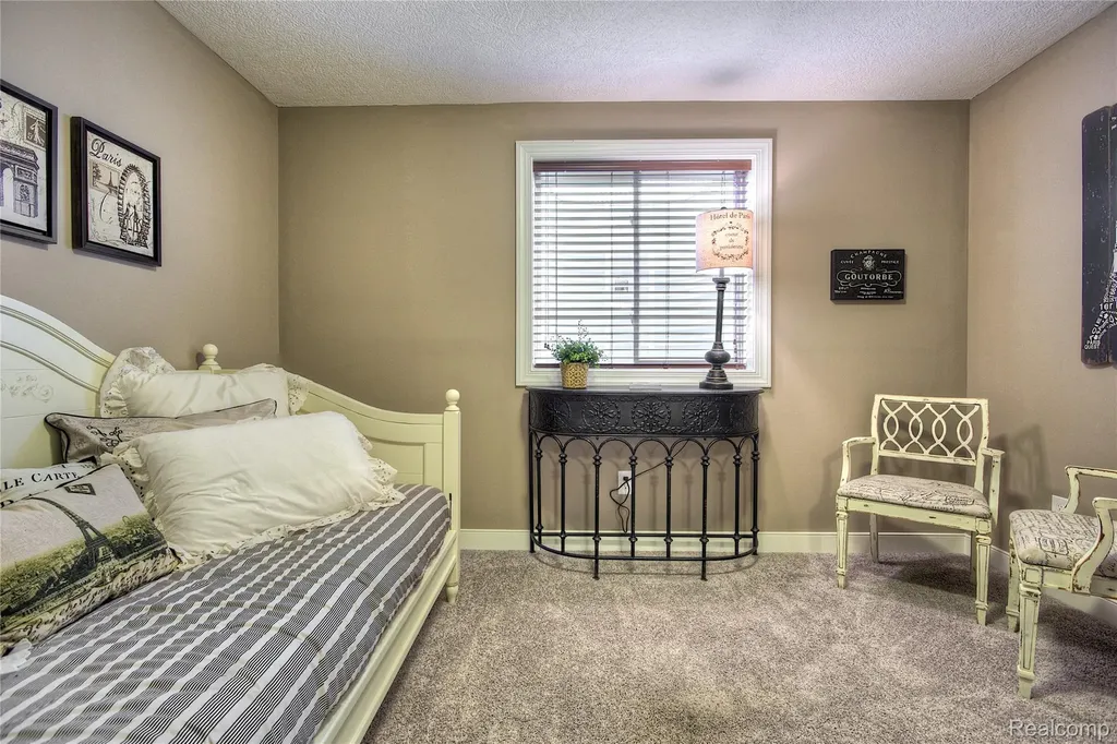 2110 Stillwater Drive Davison Township MI 48423