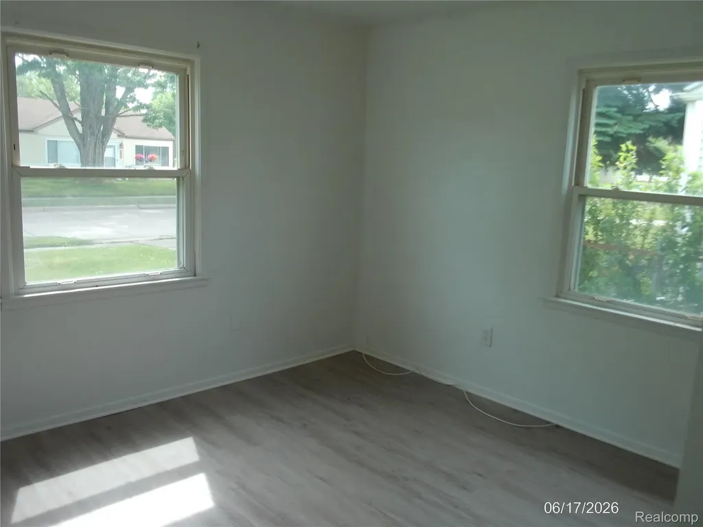 26751 Belanger Street Roseville City MI 48066