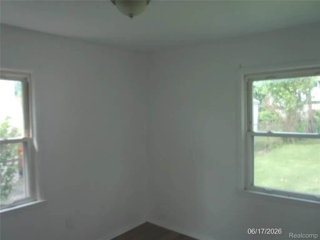 26751 Belanger Street Roseville City MI 48066