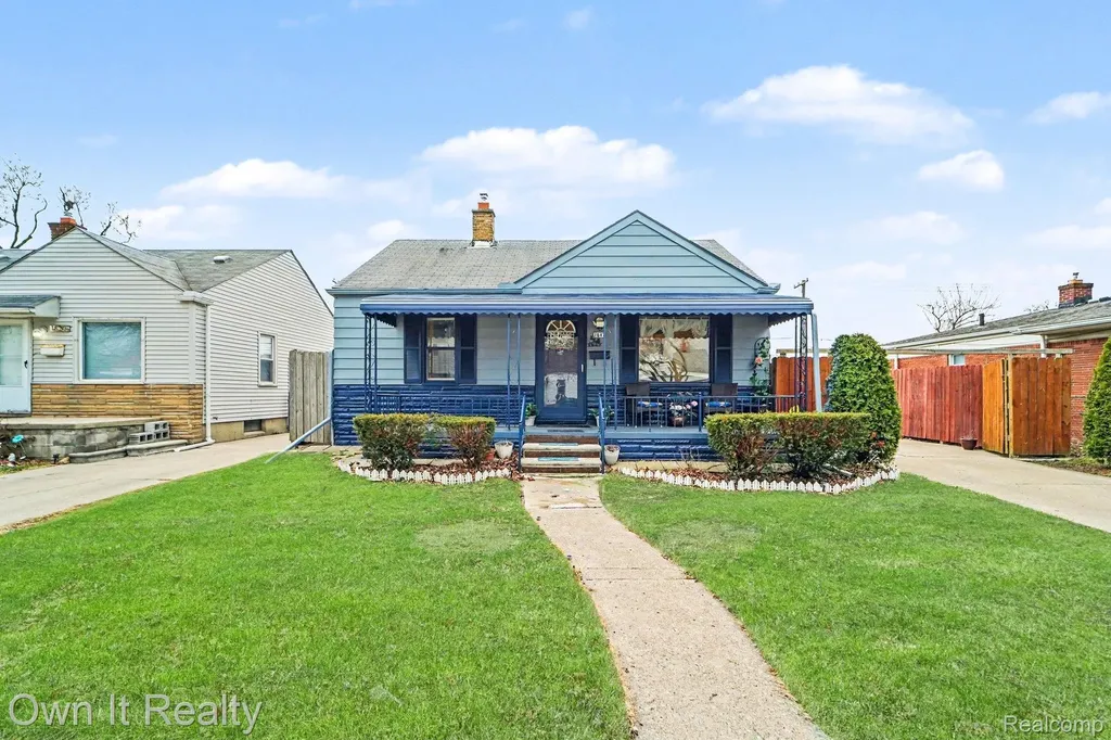 1647 Stewart Avenue Lincoln Park City MI 48146