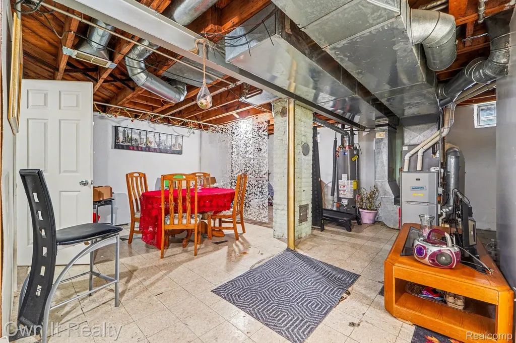 1647 Stewart Avenue Lincoln Park City MI 48146