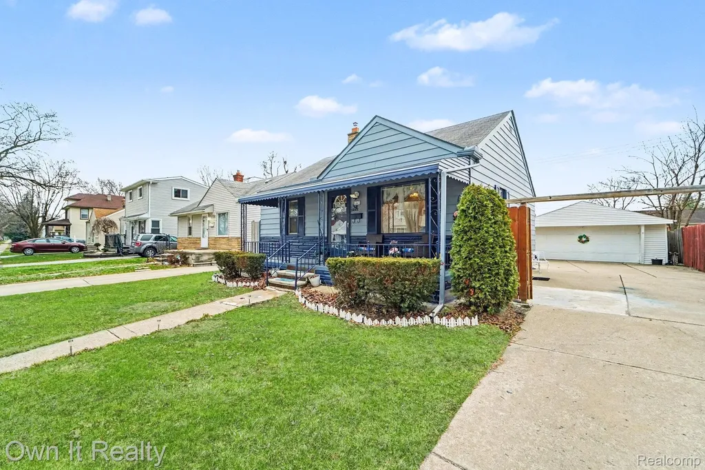 1647 Stewart Avenue Lincoln Park City MI 48146