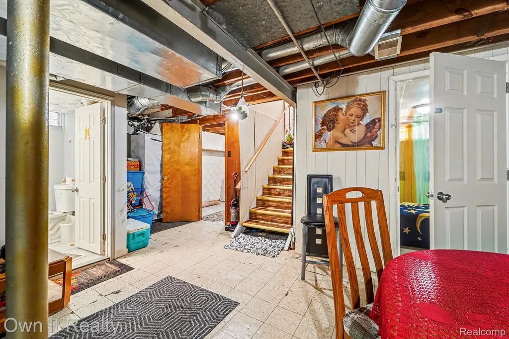 1647 Stewart Avenue Lincoln Park City MI 48146