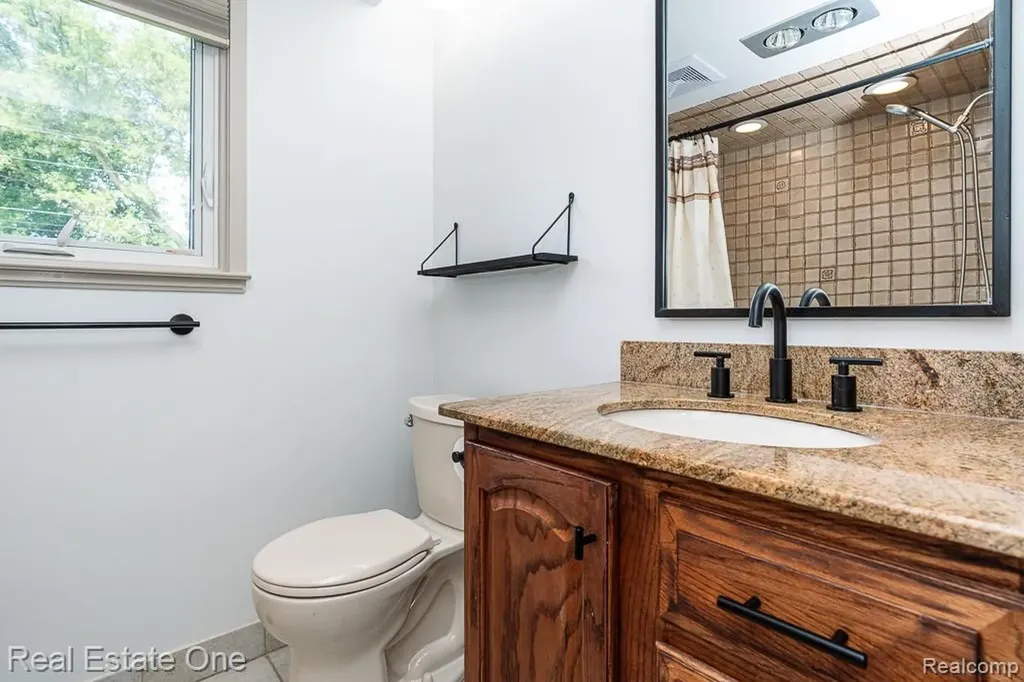 53081 Scenic Drive Shelby Charter Township MI 48316