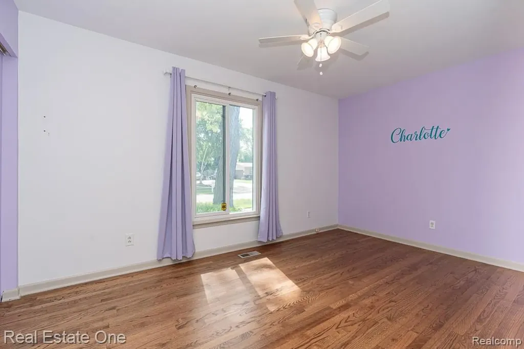 53081 Scenic Drive Shelby Charter Township MI 48316