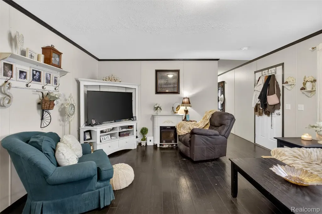 4567 Ashwood Kochville Township MI 48603