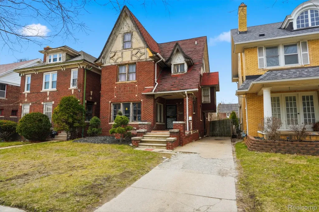 2500 Atkinson Street Detroit City MI 48206