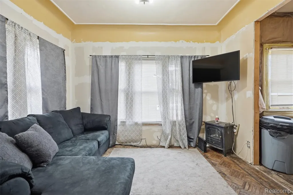 2500 Atkinson Street Detroit City MI 48206