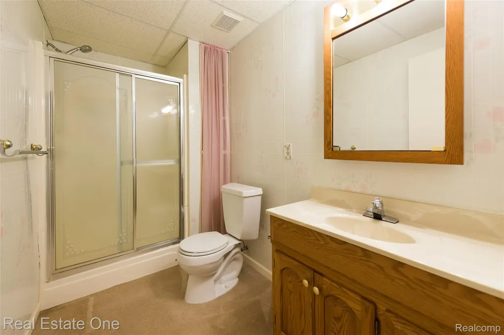 25104 Hamilton Court South Lyon City MI 48178