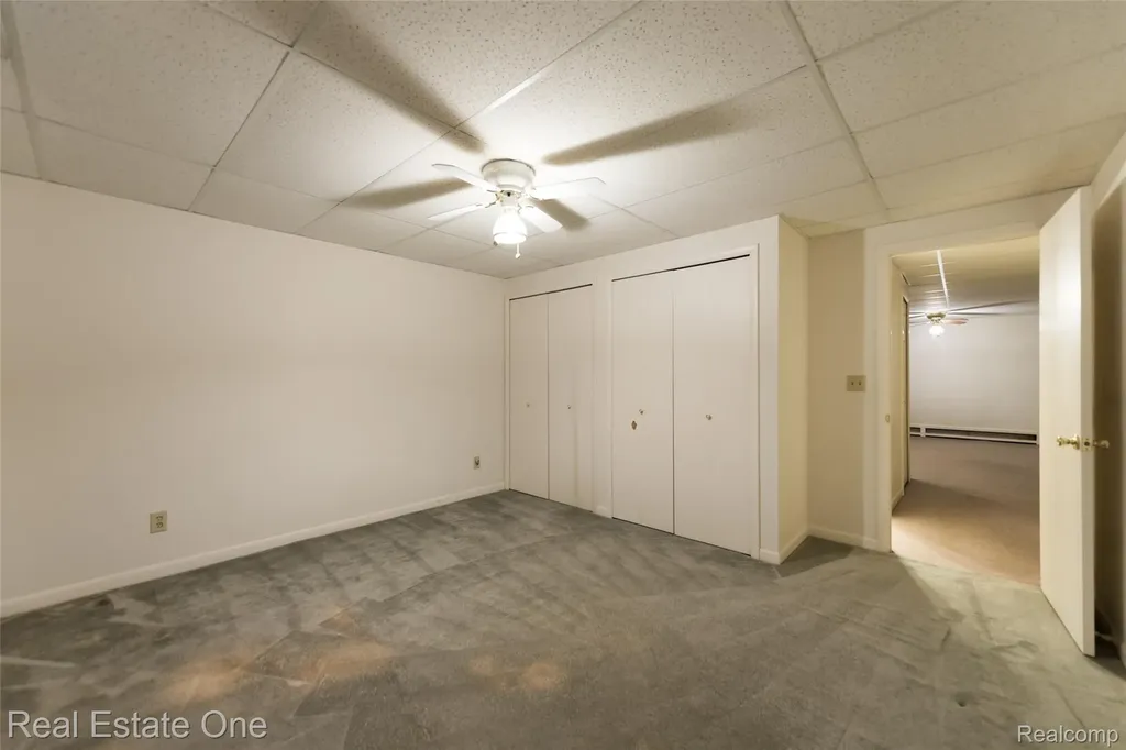 25104 Hamilton Court South Lyon City MI 48178