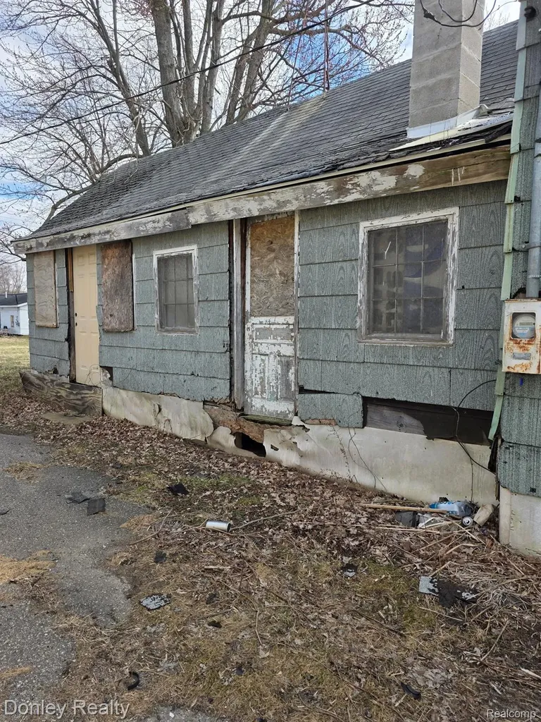 9620 Main Street Clifford Village MI 48727