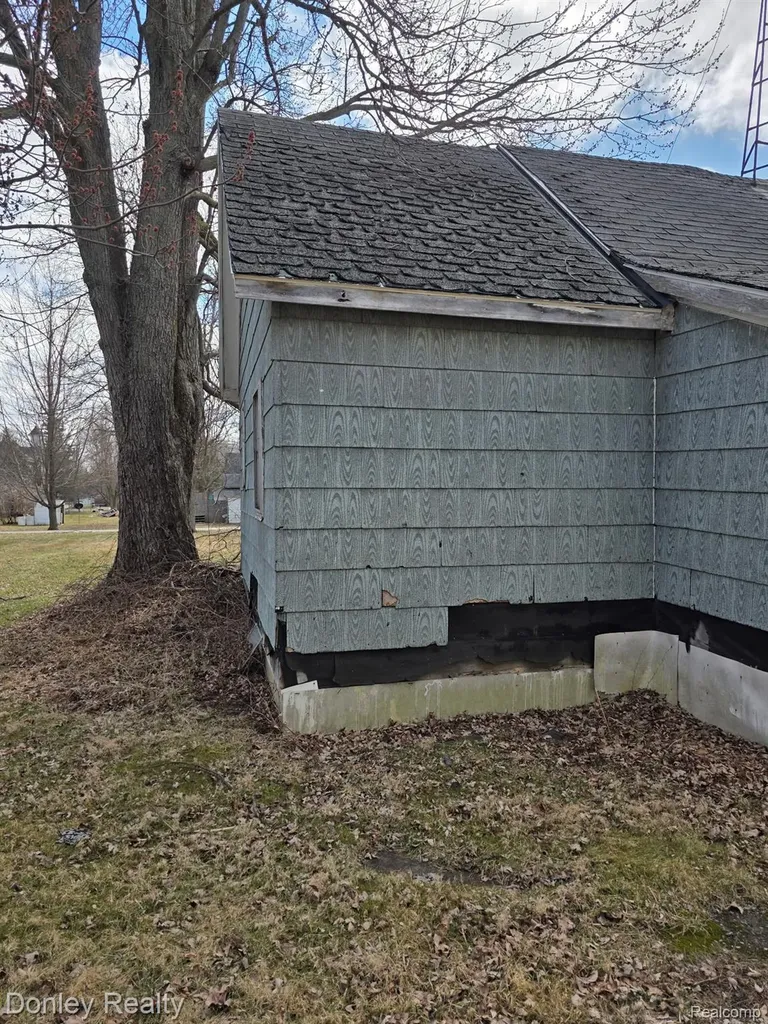9620 Main Street Clifford Village MI 48727