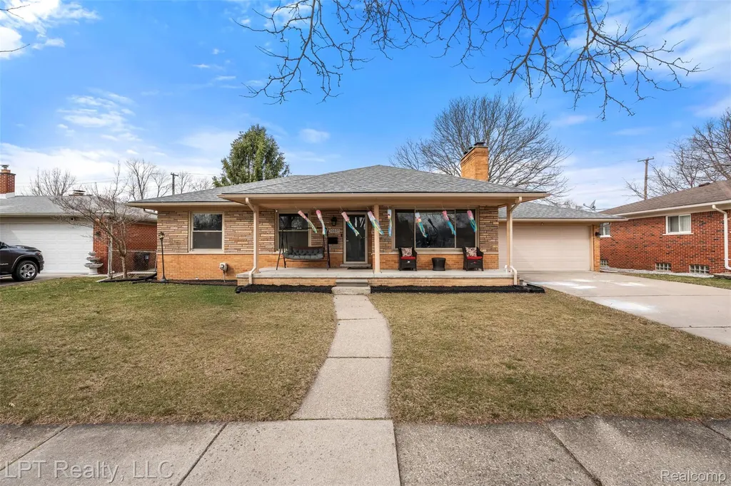 30605 Champine Street St. Clair Shores City MI 48082