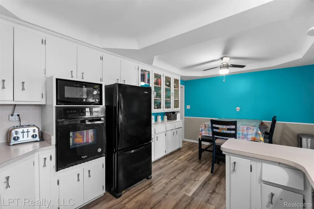 30605 Champine Street St. Clair Shores City MI 48082