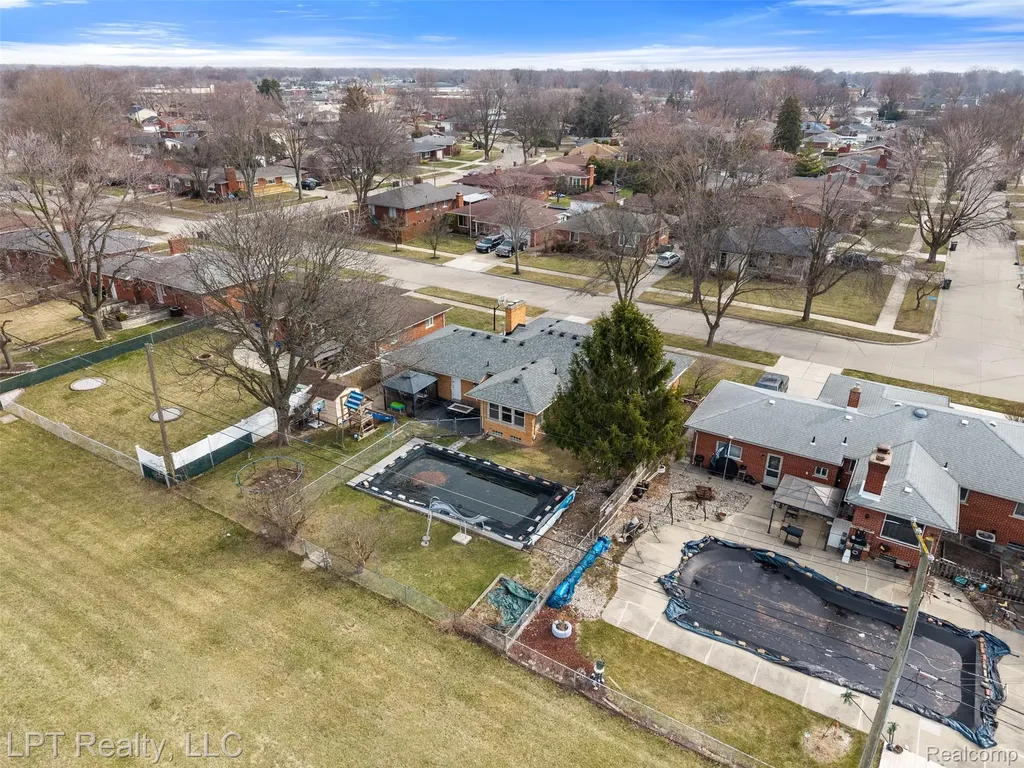 30605 Champine Street St. Clair Shores City MI 48082
