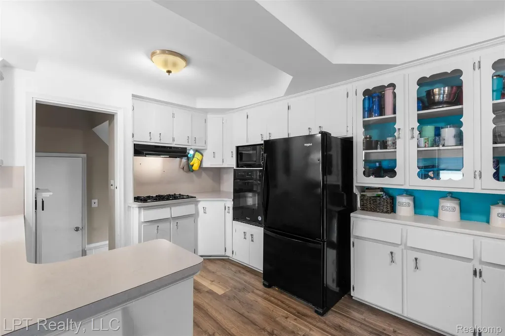 30605 Champine Street St. Clair Shores City MI 48082