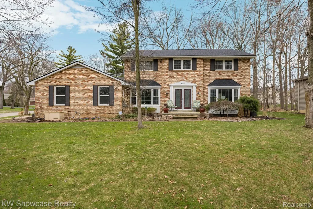 6144 Venice Drive Commerce Charter Township MI 48382