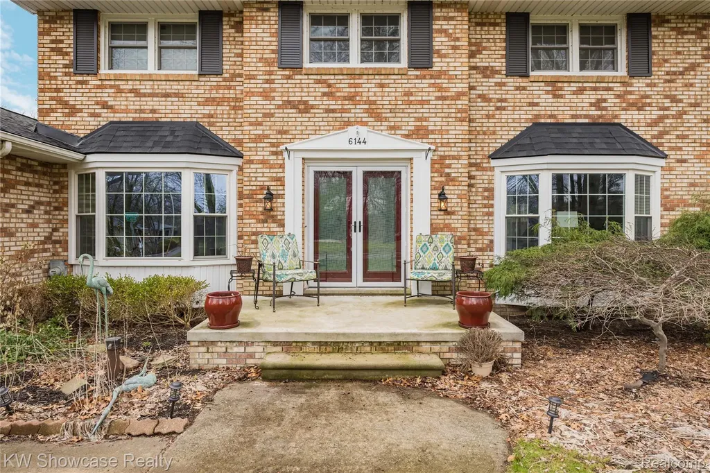 6144 Venice Drive Commerce Charter Township MI 48382