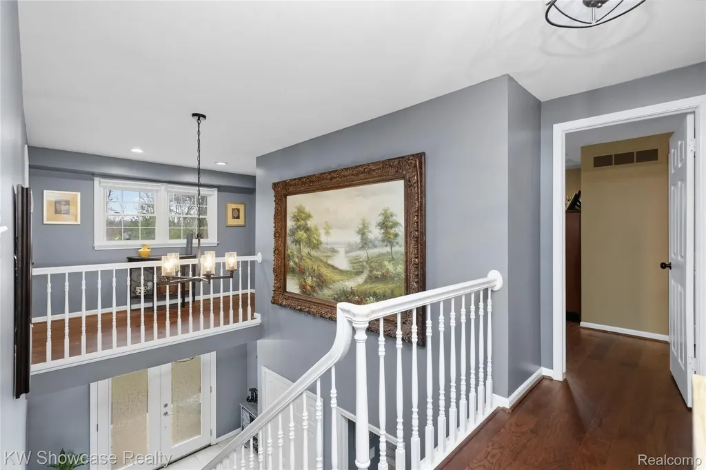 6144 Venice Drive Commerce Charter Township MI 48382