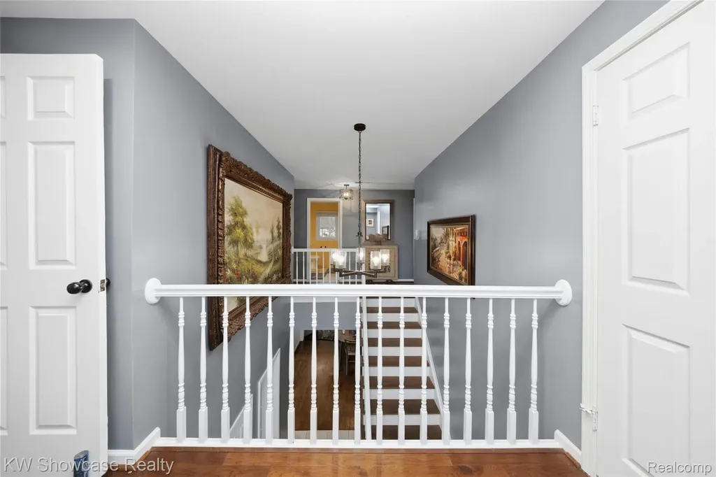 6144 Venice Drive Commerce Charter Township MI 48382