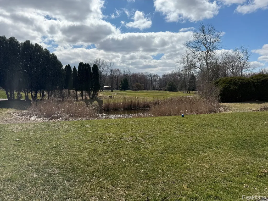 12915 Sumpter Road Exeter Township MI 48117
