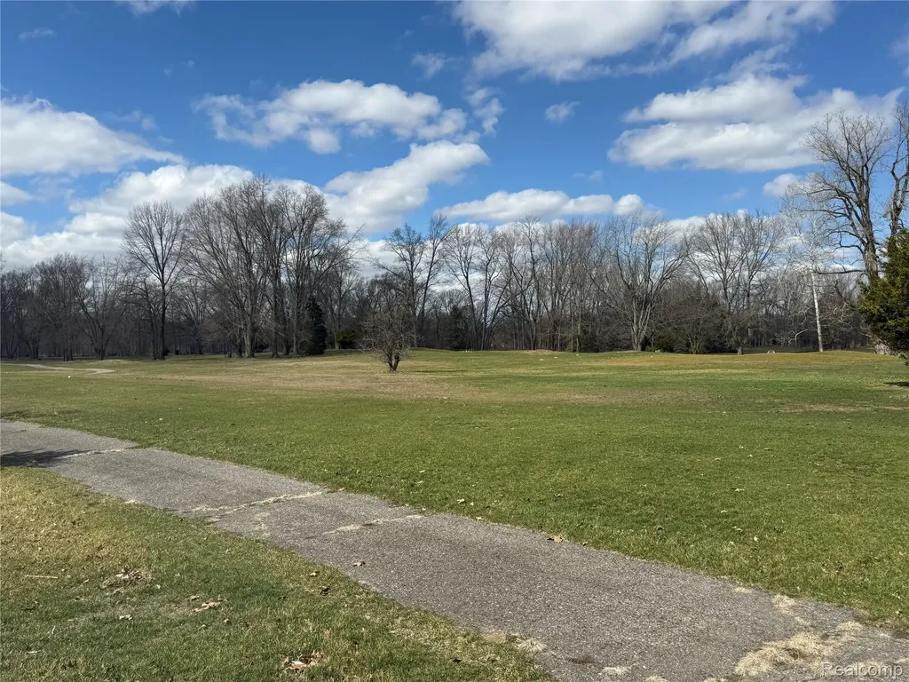 12915 Sumpter Road Exeter Township MI 48117