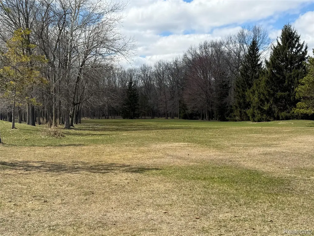 12915 Sumpter Road Exeter Township MI 48117