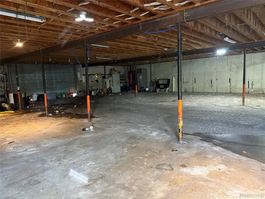 12915 Sumpter Road Exeter Township MI 48117