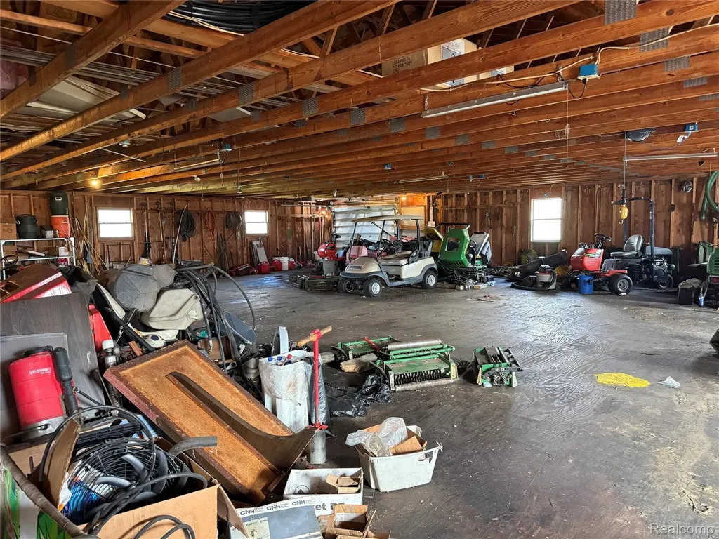 12915 Sumpter Road Exeter Township MI 48117