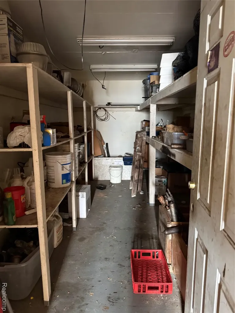 12915 Sumpter Road Exeter Township MI 48117