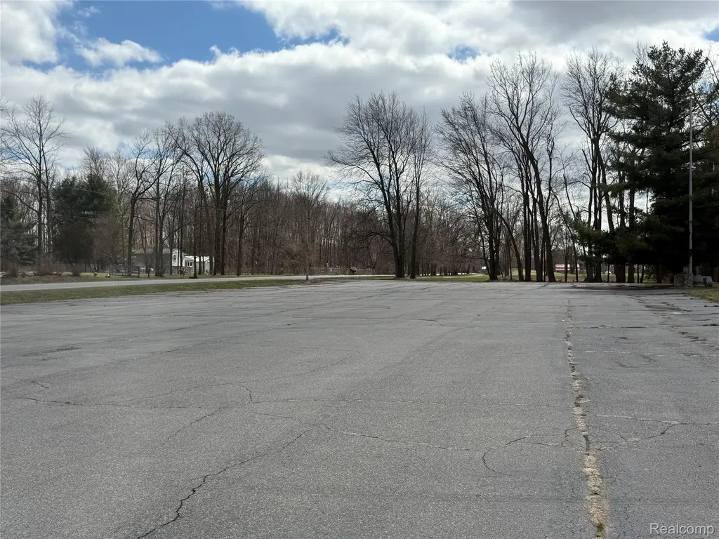 12915 Sumpter Road Exeter Township MI 48117
