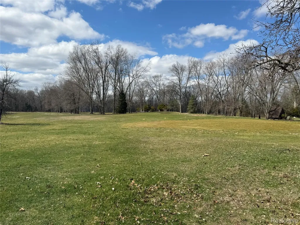12915 Sumpter Road Exeter Township MI 48117