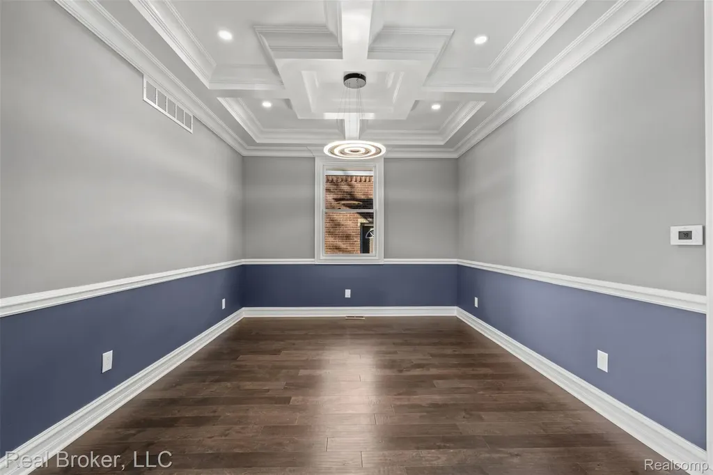 38165 Cherry Lane Harrison Charter Township MI 48045